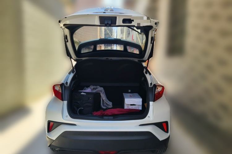 Used Toyota IZOA 2021 2.0L Yixing Version Trunk