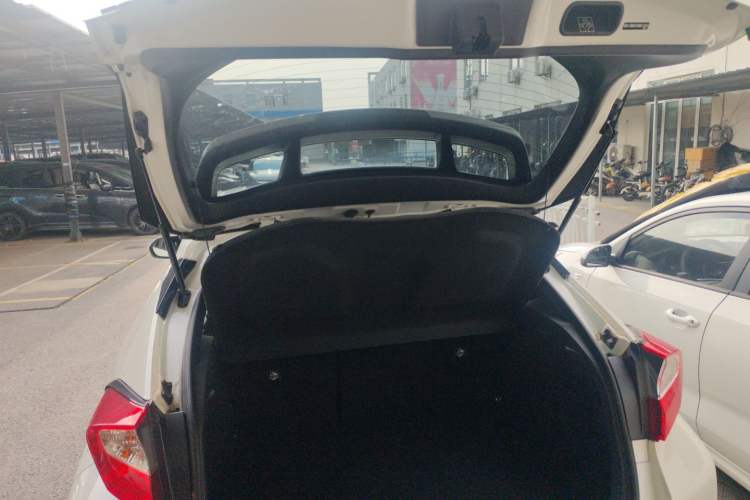 Used Toyota IZOA 2021 2.0L Yichi SPORT Trunk