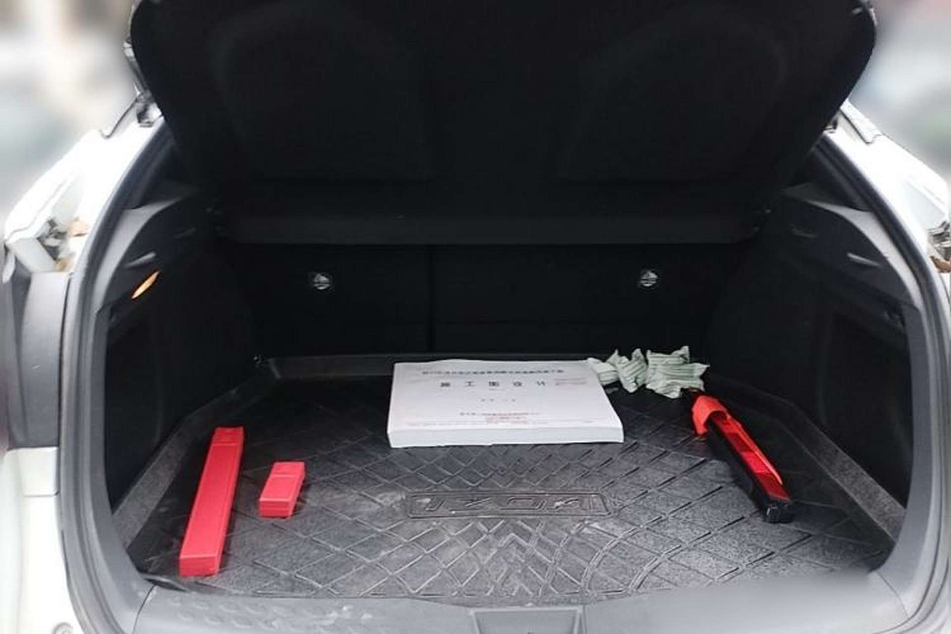 Used Toyota IZOA 2021 2.0L Enjoy Edition Trunk