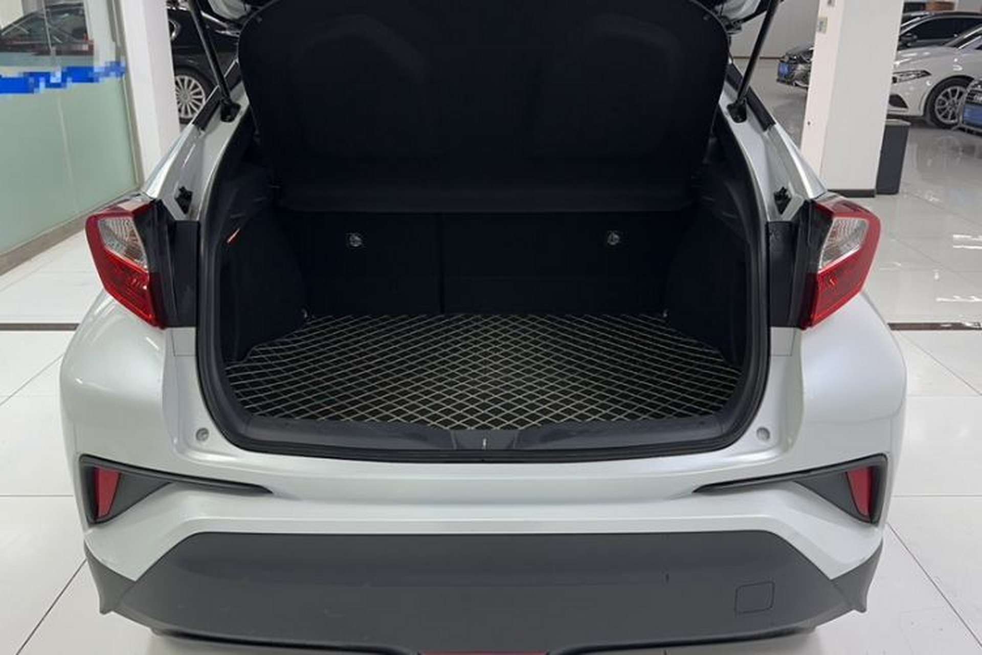 Used Toyota IZOA 2021 2.0L Enjoy Edition Trunk