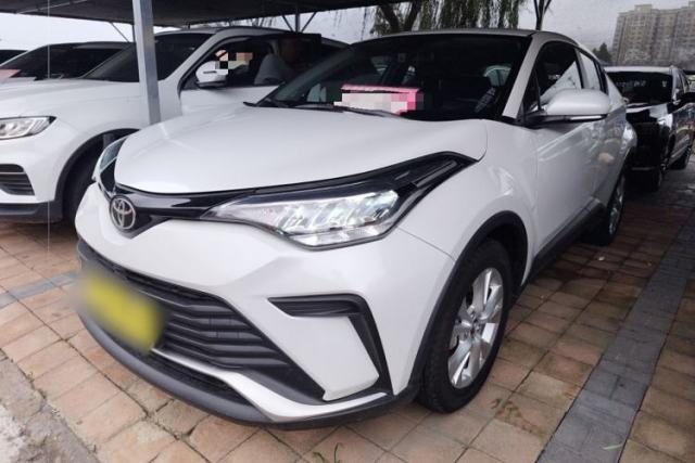 Ojetý Toyota IZOA 2021 2.0L Enjoy Edition