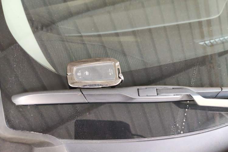 Used Toyota IZOA 2021 2.0L Enjoy Edition Vehicle Key