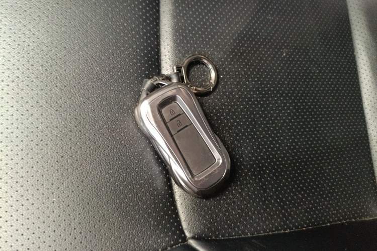 Used Toyota IZOA 2021 Dual-Motor 2.0L Yi Xing Edition Vehicle Key