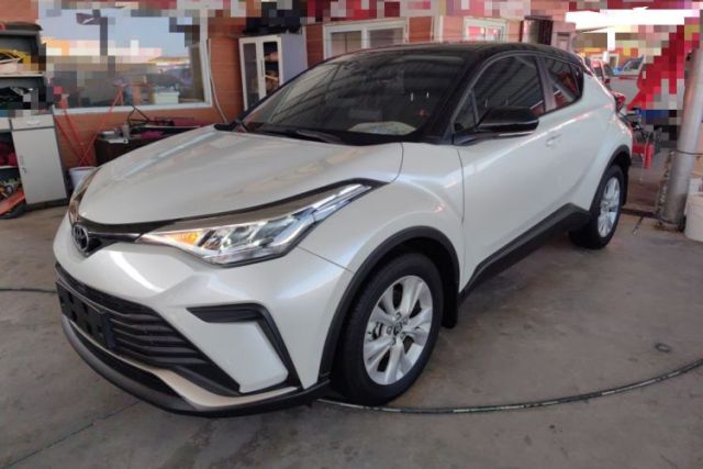 Ojetý Toyota IZOA 2021 2.0L Enjoy Edition