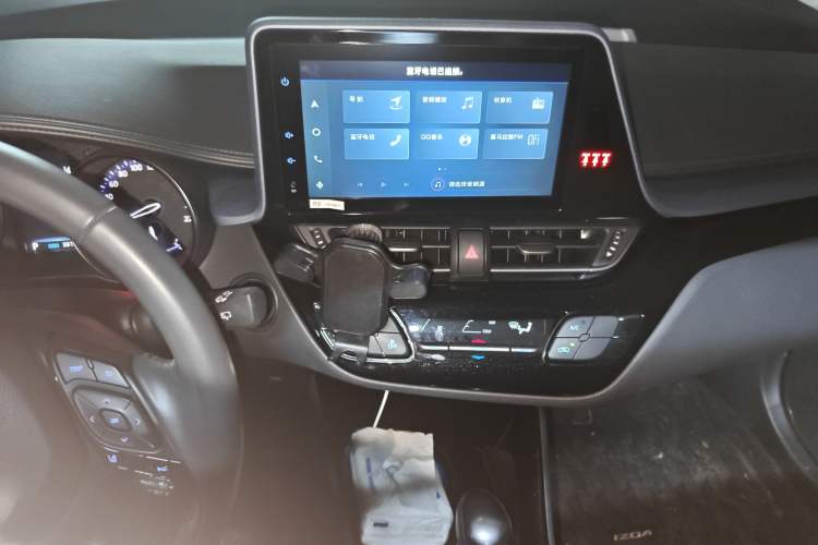 Used Toyota IZOA 2022 2.0L SPORT Edition Audio And AC Panel