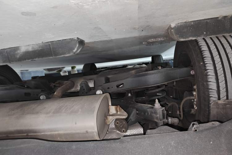 Used Toyota IZOA 2022 2.0L SPORT Edition Chassis Rear