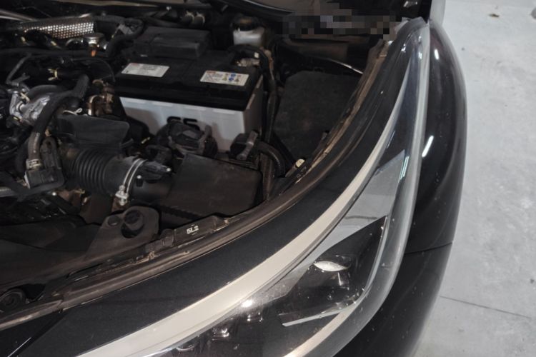 Used Toyota IZOA 2022 2.0L SPORT Edition Engine Bay Left
