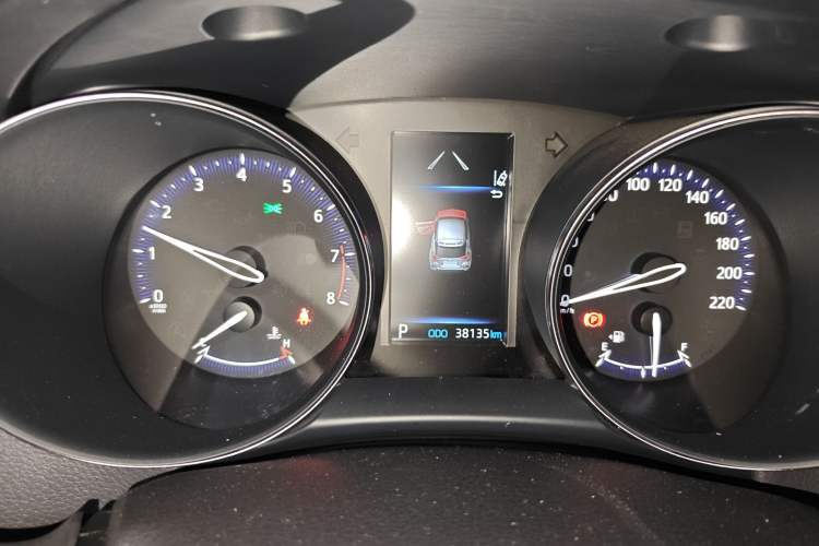 Used Toyota IZOA 2022 2.0L SPORT Edition Instrument Cluster