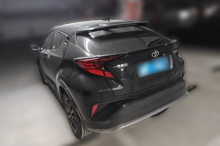 Used Toyota IZOA 2022 2.0L SPORT Edition Rear Left 45 Deg