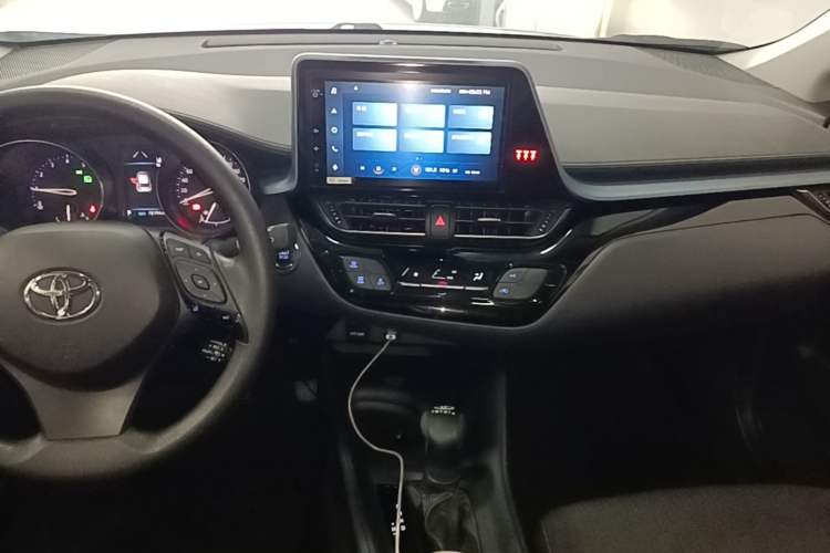 Used Toyota IZOA 2022 2.0L Yixing Version Audio And AC Panel