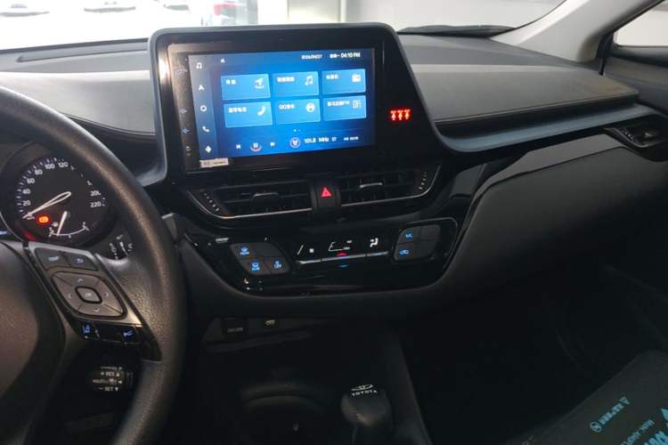 Used Toyota IZOA 2022 2.0L Yixing Version Audio And AC Panel