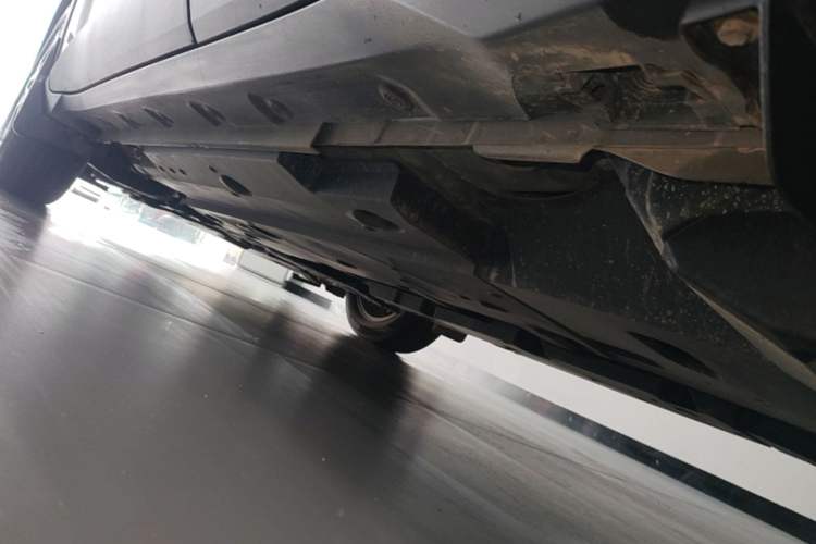 Used Toyota IZOA 2022 2.0L Yixing Version Chassis Rear Left