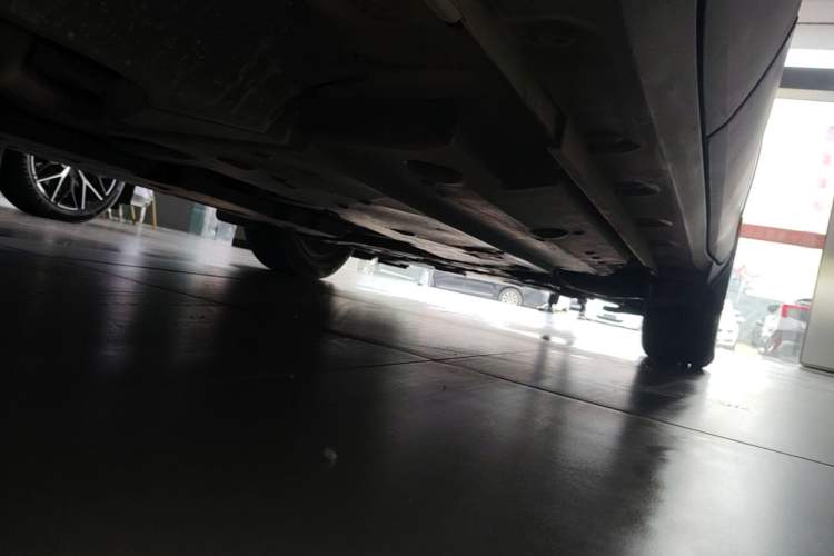 Used Toyota IZOA 2022 2.0L Yixing Version Chassis Rear Right