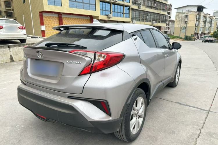 Used Toyota IZOA 2022 2.0L Yixing Version Exterior 3