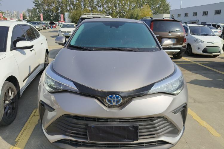 Used Toyota IZOA 2022 Dual-Motor 2.0L Yi Xing Edition Front