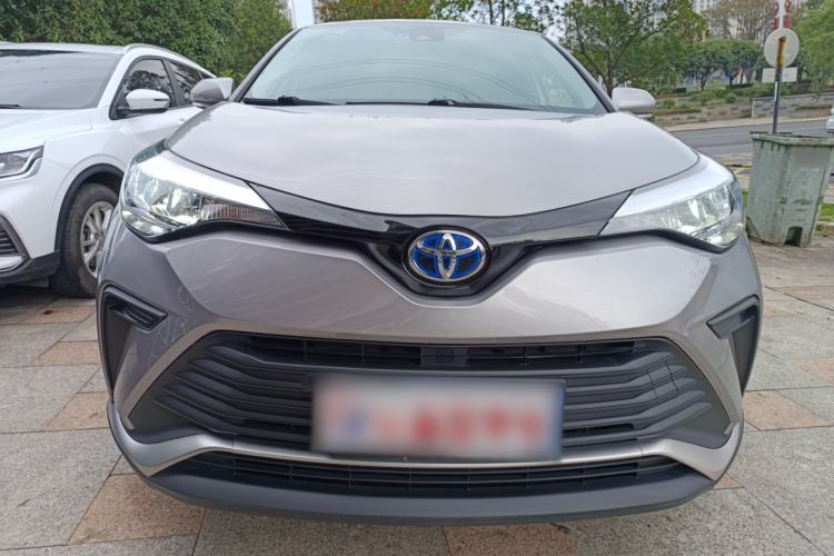 Used Toyota IZOA 2022 Dual-Motor 2.0L Yi Xing Edition Front