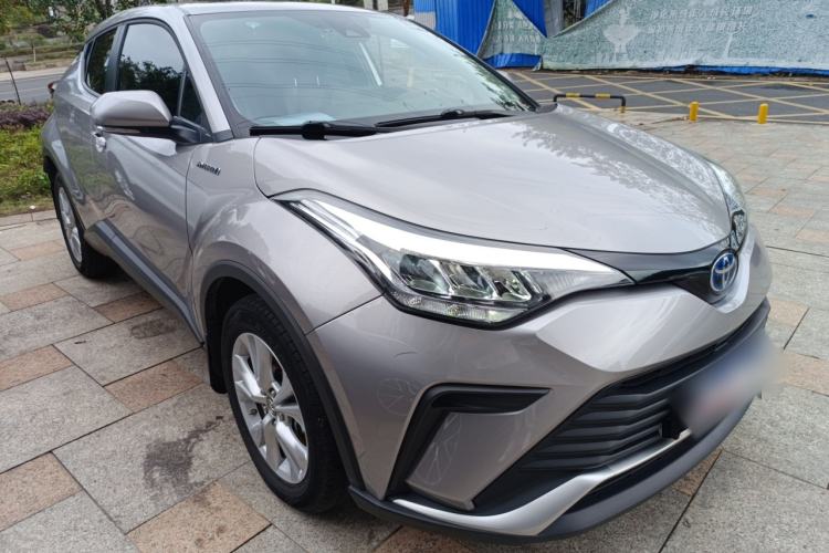Used Toyota IZOA 2022 Dual-Motor 2.0L Yi Xing Edition Front Right 45 Deg
