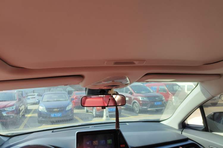 Used Toyota IZOA 2022 Dual-Motor 2.0L Yi Xing Edition Headliner