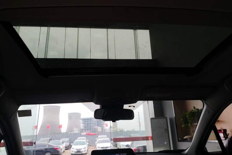 Used Toyota IZOA 2022 2.0L Yixing Version Headliner
