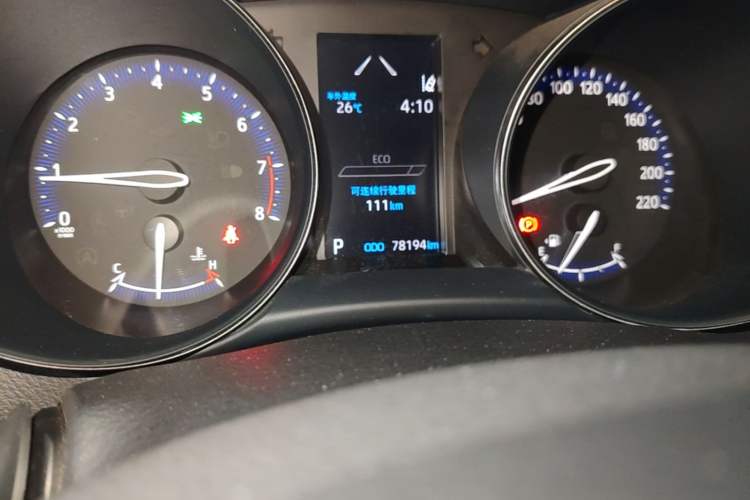 Used Toyota IZOA 2022 2.0L Yixing Version Odometer Close Up