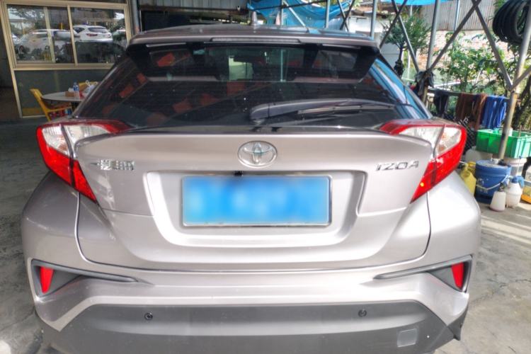 Used Toyota IZOA 2022 2.0L Yixing Version Rear