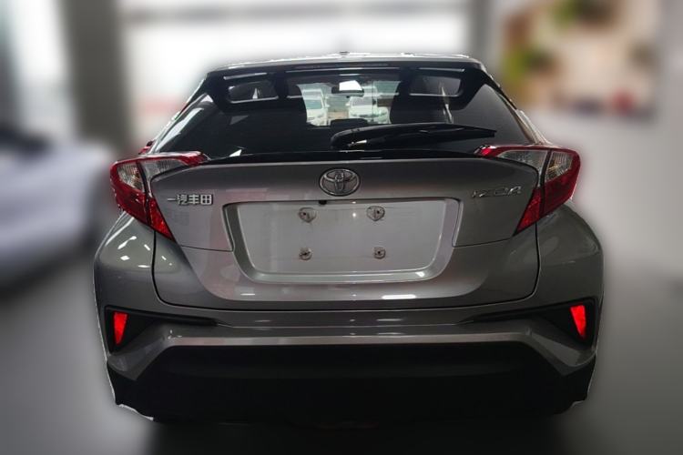 Used Toyota IZOA 2022 2.0L Yixing Version Rear