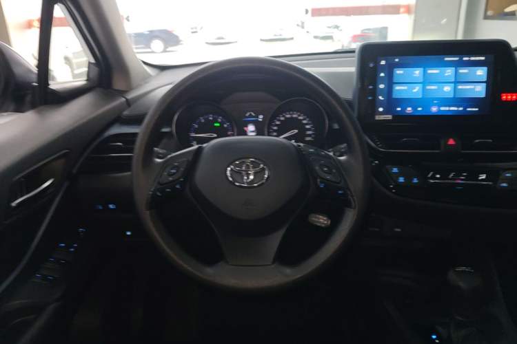 Used Toyota IZOA 2022 2.0L Yixing Version Steering Wheel