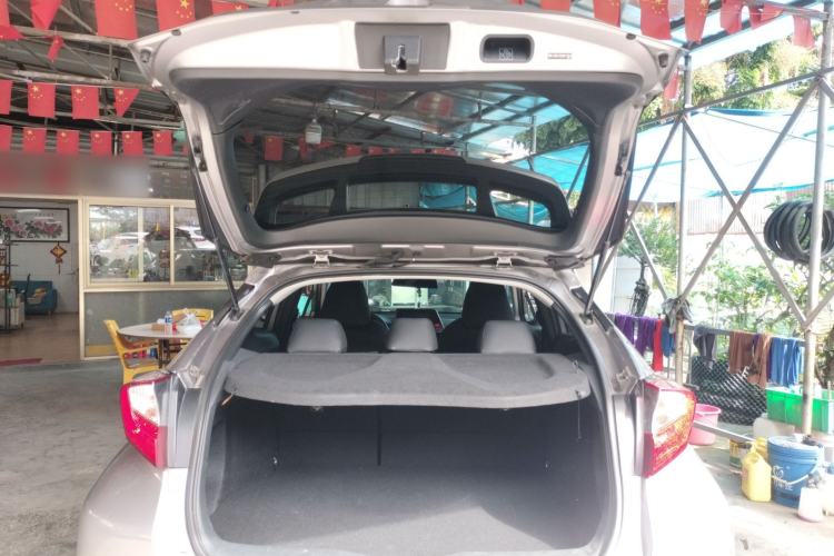 Used Toyota IZOA 2022 2.0L Yixing Version Trunk