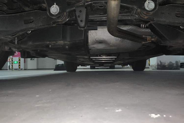 Used Toyota IZOA 2022 2.0L Yixiang CARE Edition Chassis Rear