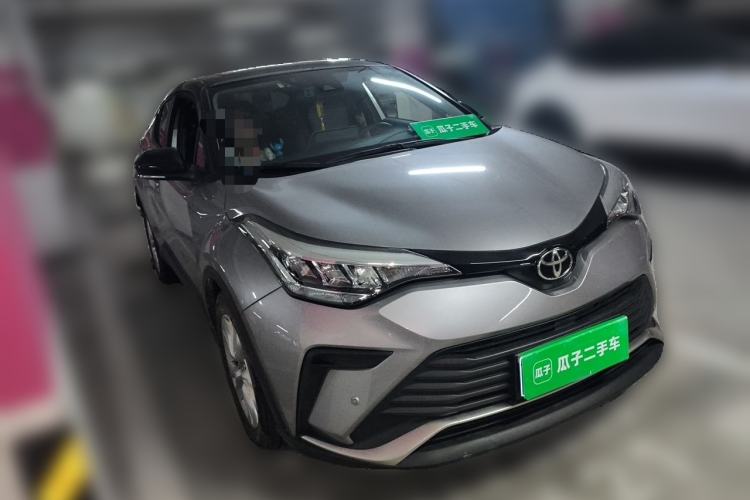 Used Toyota IZOA 2022 2.0L Yixiang CARE Edition Front Right 45 Deg
