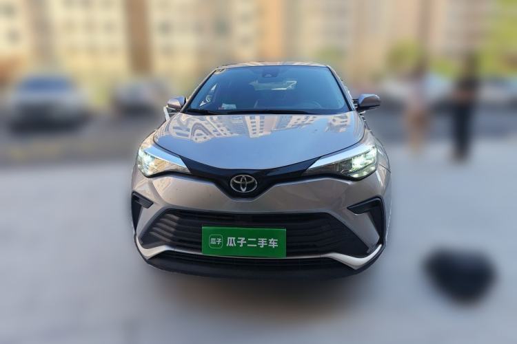 Used Toyota IZOA 2022 2.0L Yixing Version Front