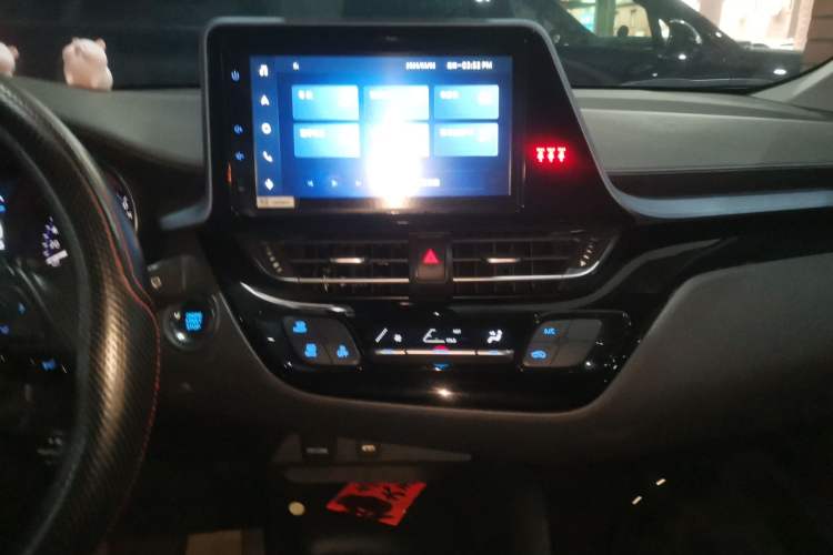 Used Toyota IZOA 2022 2.0L Yixing Version Audio And AC Panel