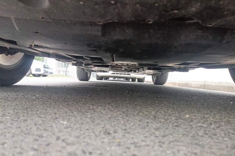 Used Toyota IZOA 2022 2.0L SPORT Edition Chassis Front