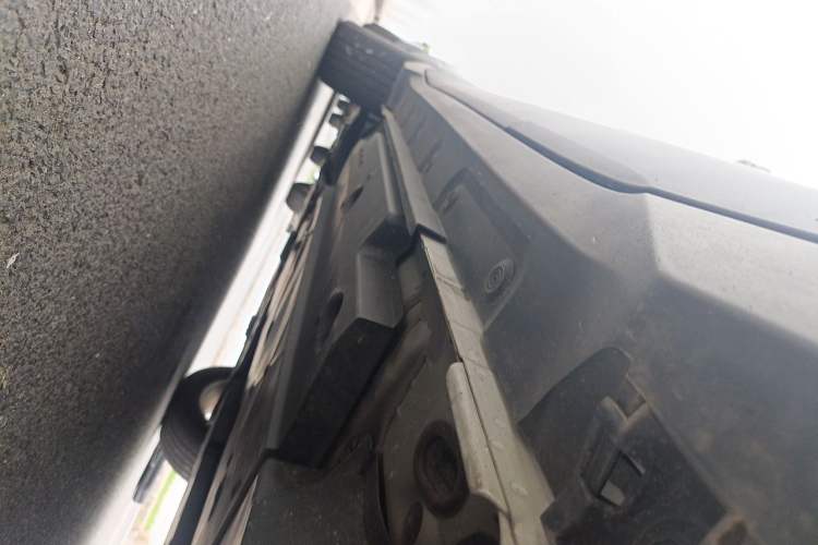 Used Toyota IZOA 2022 2.0L SPORT Edition Chassis Rear Left