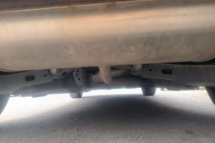 Used Toyota IZOA 2022 2.0L Yixing Version Chassis Rear