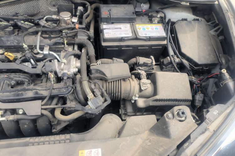 Used Toyota IZOA 2022 2.0L Yixing Version Engine Bay Left