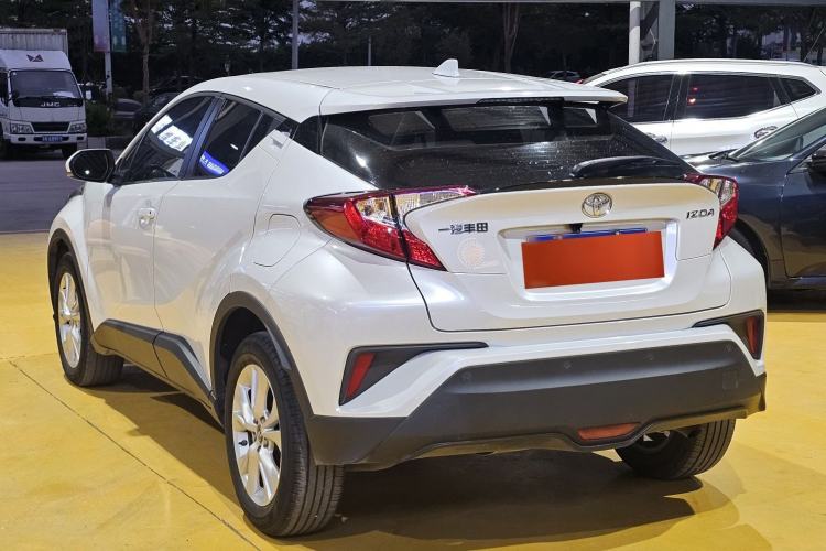 Used Toyota IZOA 2022 2.0L Yixing Version Exterior 1