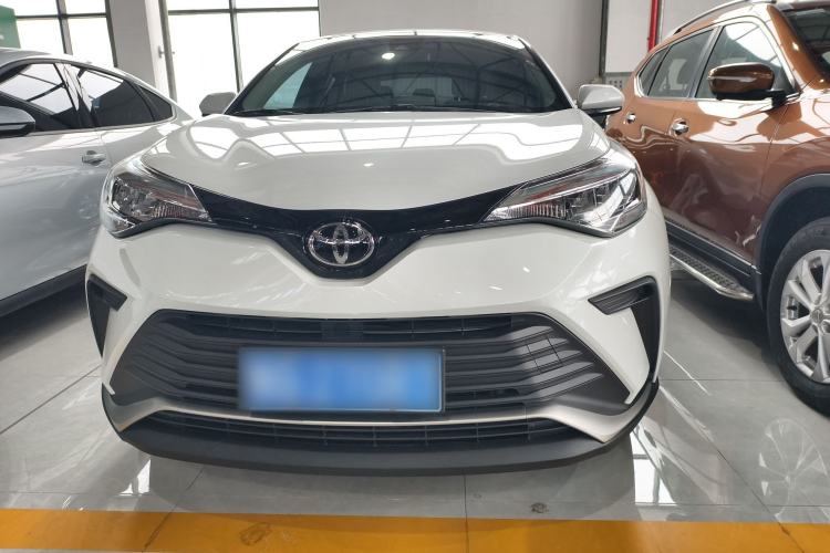Used Toyota IZOA 2022 2.0L Yixing Version Exterior 1