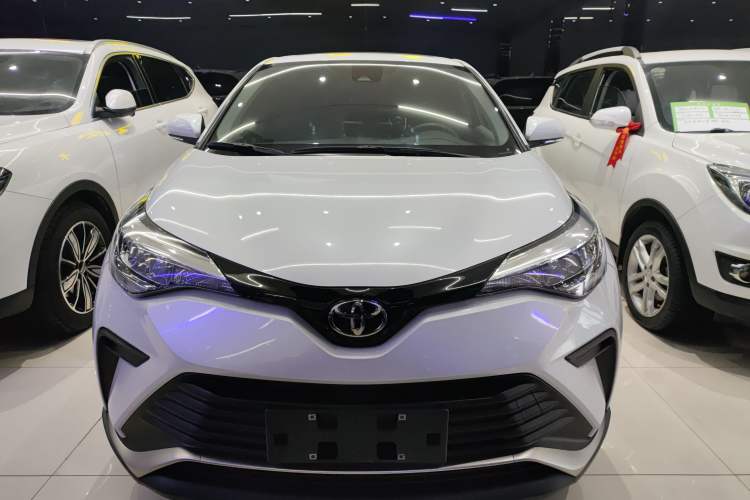 Used Toyota IZOA 2022 2.0L Yixing Version Exterior 1