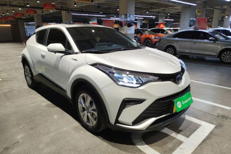 Used Toyota IZOA 2022 Dual-Motor 2.0L Yi Xing Edition Exterior 2