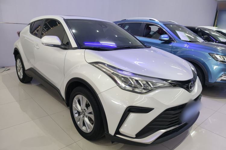 Used Toyota IZOA 2022 2.0L Yixing Version Exterior 2