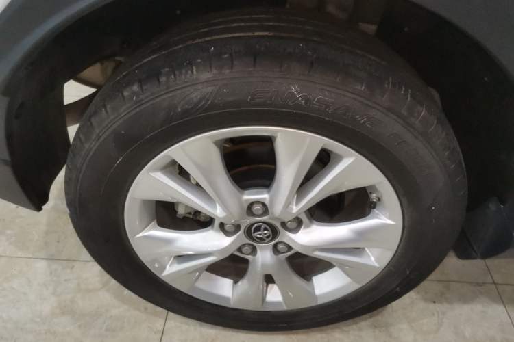 Used Toyota IZOA 2022 2.0L Yixing Version Exterior 3