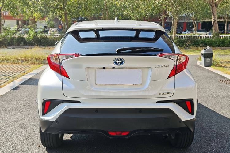 Used Toyota IZOA 2022 Dual-Motor 2.0L Yi Xing Edition Exterior 4