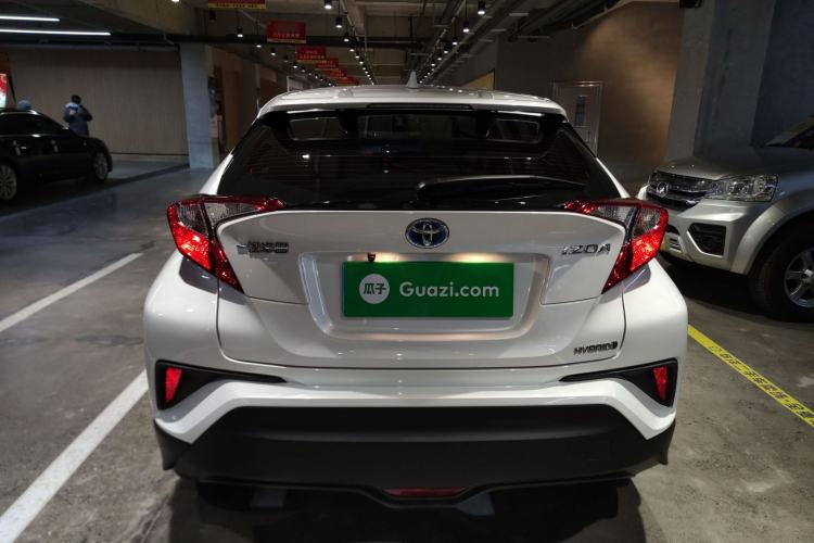 Used Toyota IZOA 2022 Dual-Motor 2.0L Yi Xing Edition Exterior 4