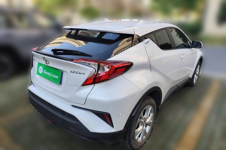 Used Toyota IZOA 2022 2.0L Yixing Version Exterior 5