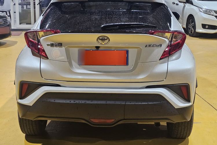 Used Toyota IZOA 2022 2.0L Yixing Version Exterior 6