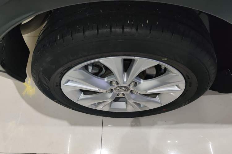 Used Toyota IZOA 2022 2.0L Yixing Version Exterior 8