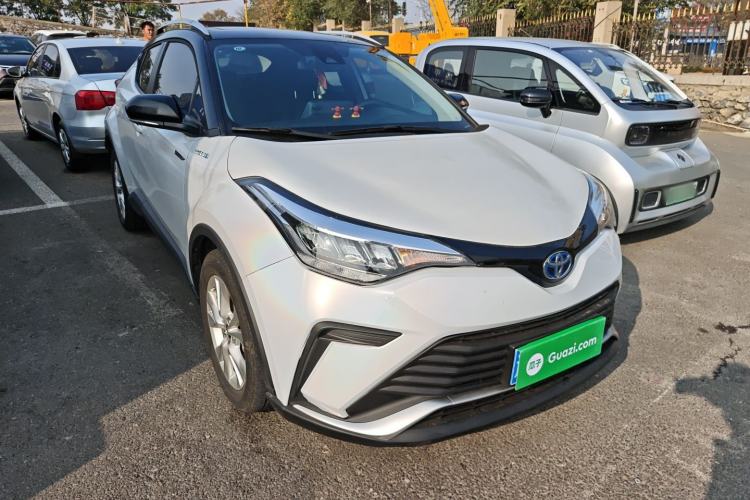 Used Toyota IZOA 2022 Dual-Motor 2.0L Yi Xing Edition Front Right 45 Deg
