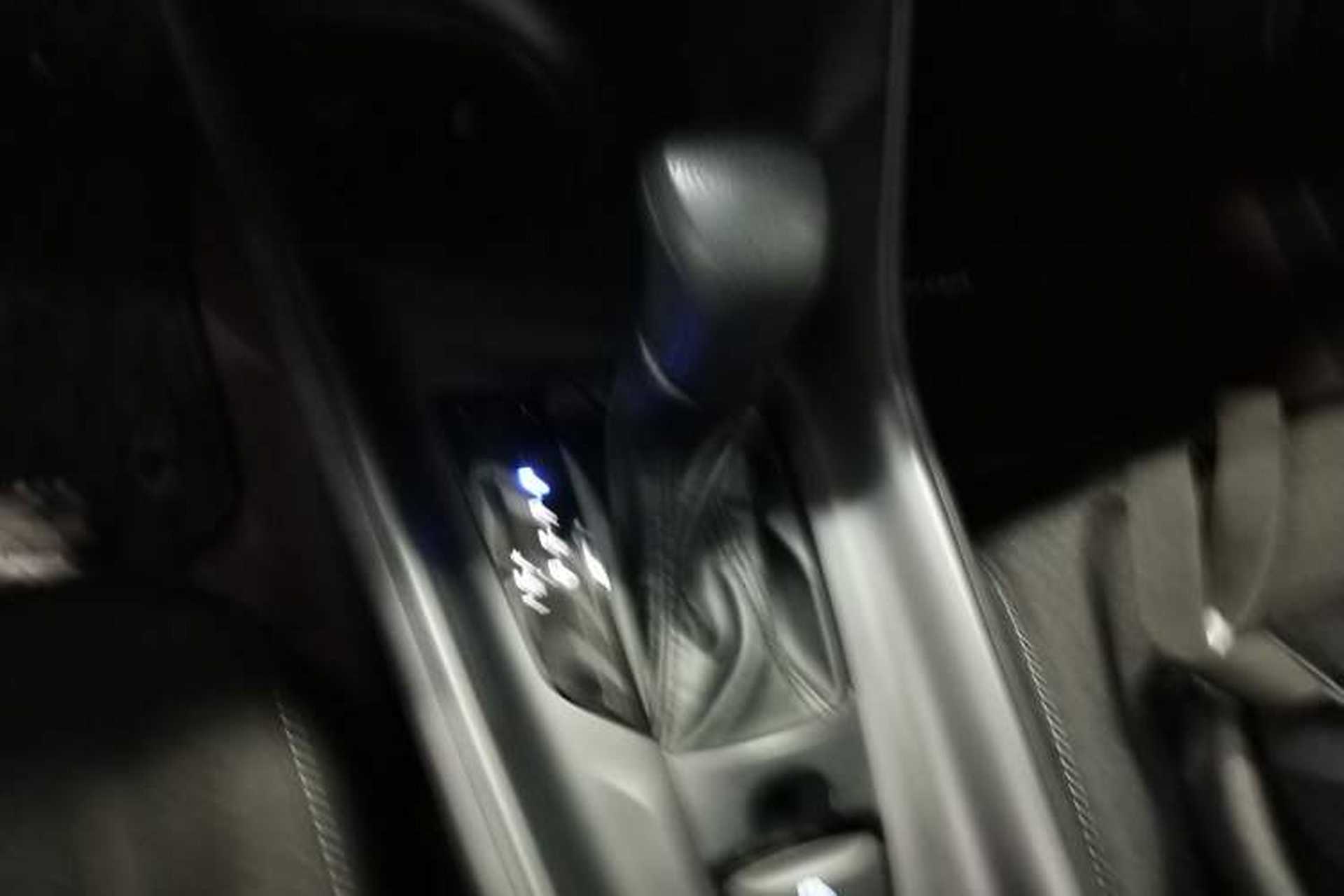 Used Toyota IZOA 2022 2.0L Yixing Version Gear Lever