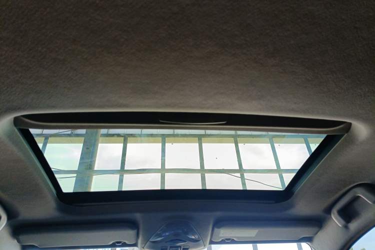 Used Toyota IZOA 2022 2.0L Yixing Version Headliner